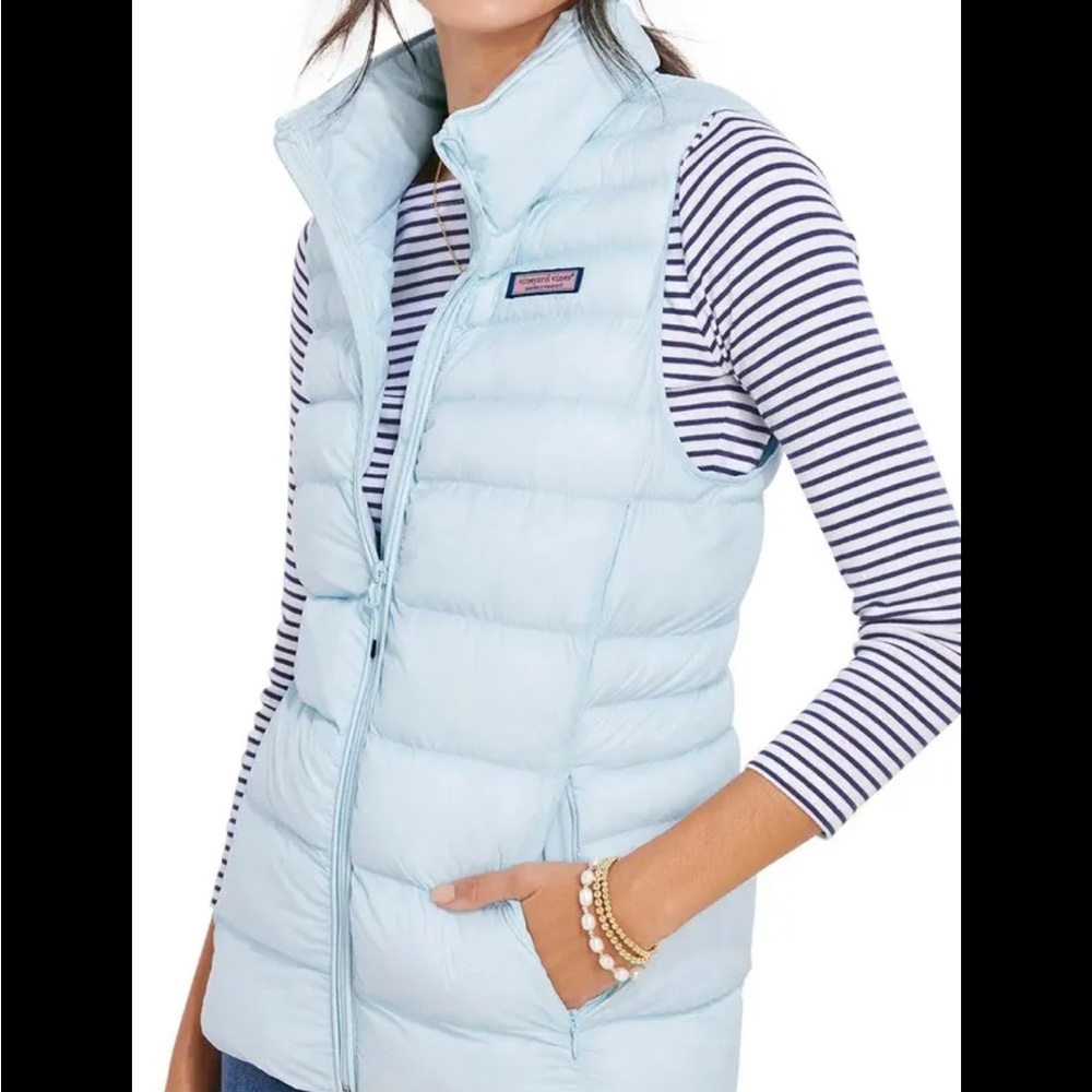 Vineyard Vines Sky Blue Puffer Channel Vest size Large never worn